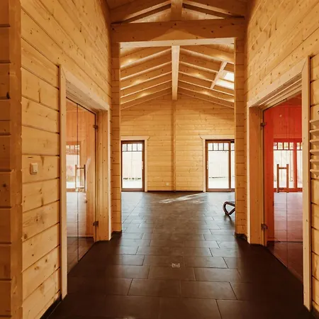 Doppelhaushaelfte In Holiday home